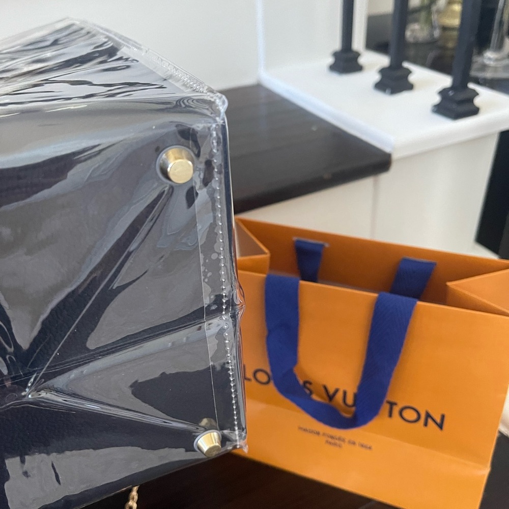 Large Louis Vuitton Holiday Edition PVC Tote Carousel Paris theme - Picture 6 of 17